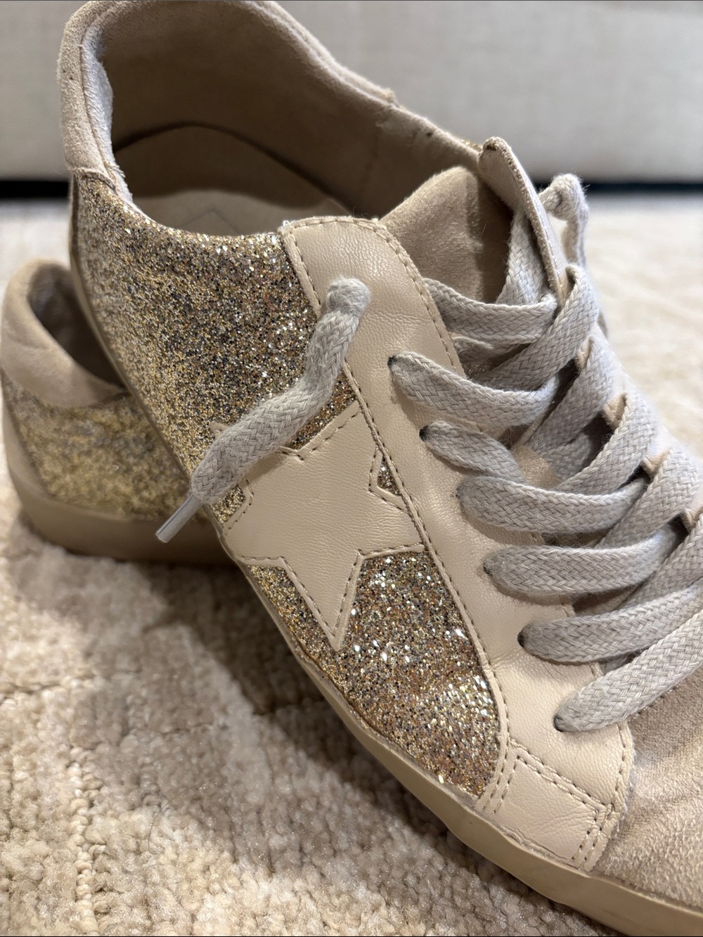 ShuShop Cream Lace-Up Sneakers with Glitter Star Accent